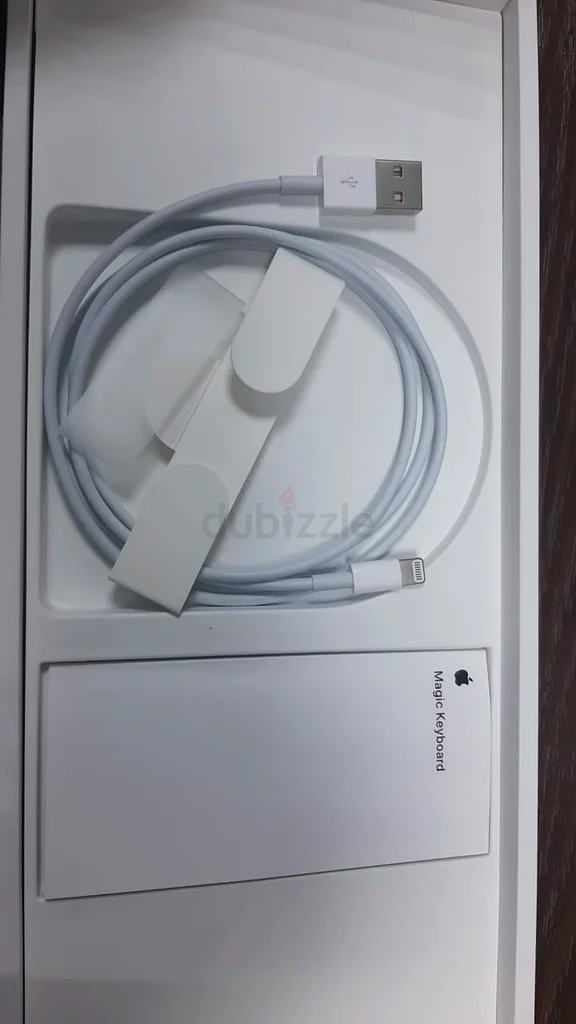 APPLE MAGIC KEYBOARD MLA22LL/A SILVER63253966276739111
