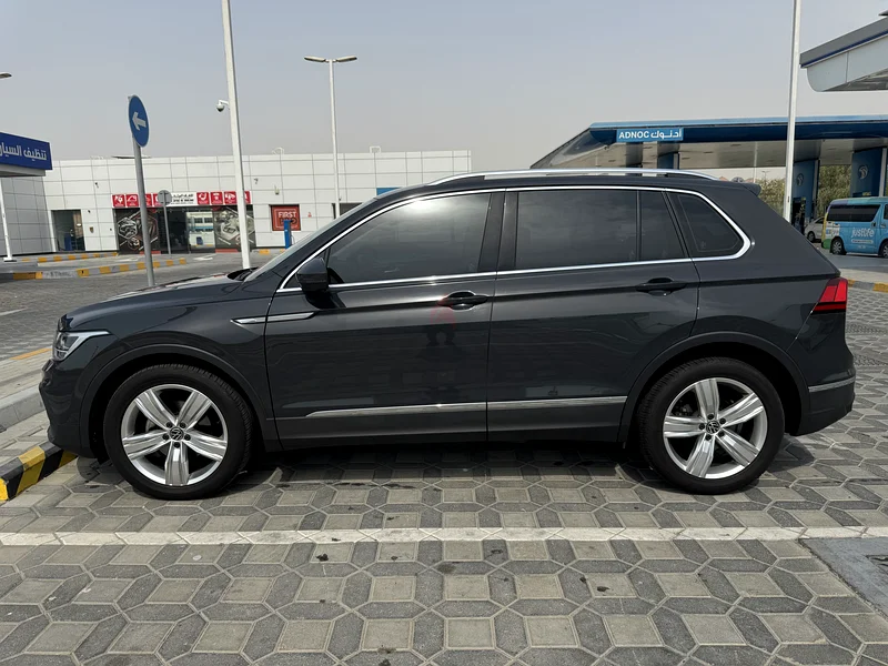 Volkswagen Tiguan Life Plus - Under Warranty  Service Contract63223817986563111