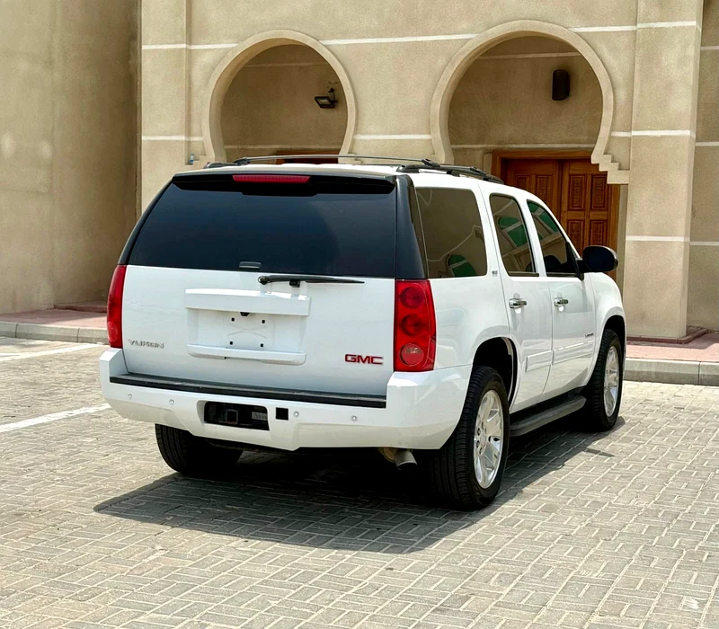 GMC Yukon SLT 2013 model, agency paint63175704790530113
