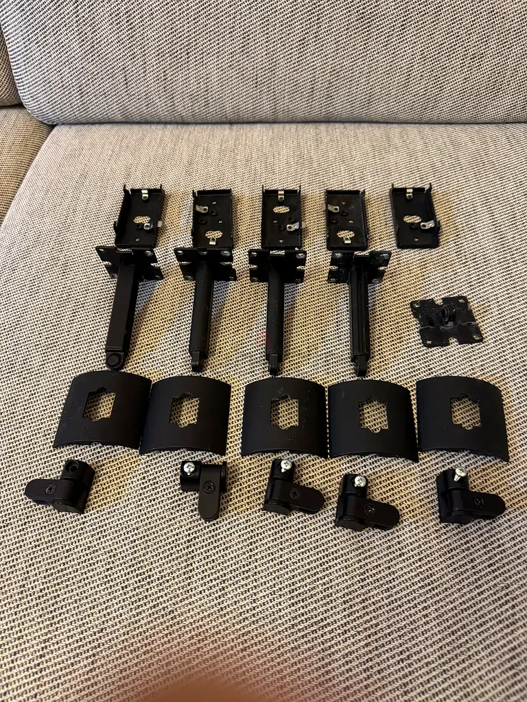 Bose speaker bracket65561041974145111