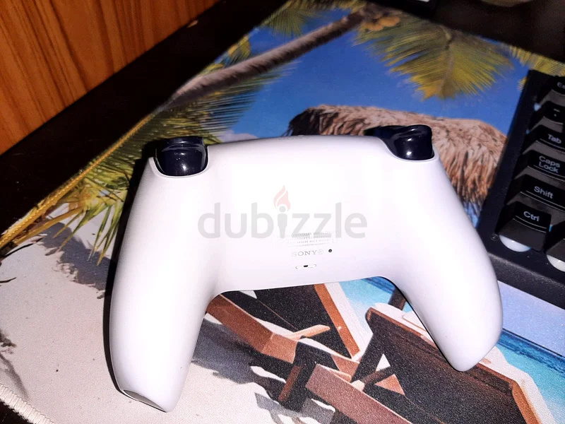 وحدة تحكم بيضاء Dualsense لجهاز PS5 قطع غيار63201160627329111