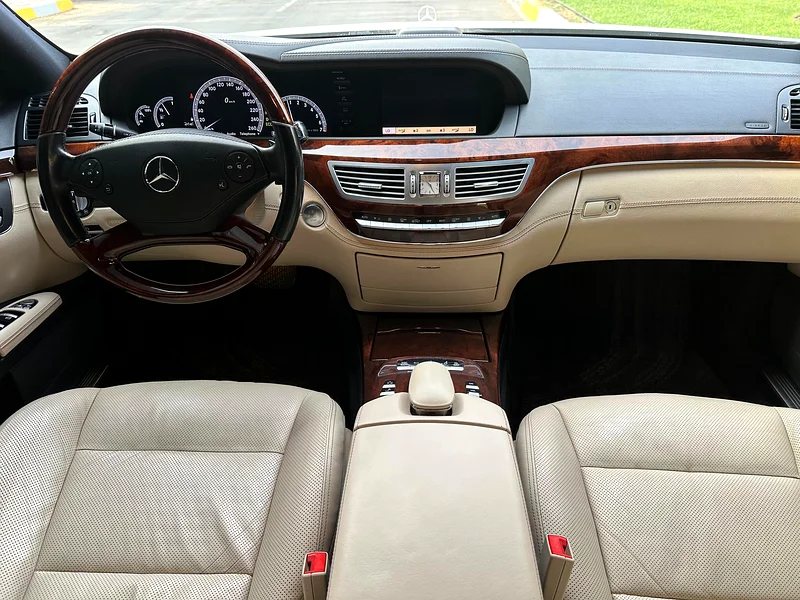 Mercedes S550 Gulf model 2012, imported from Japan, full agency paint, condition is inspection without any accidents or repainting.63144872287875113
