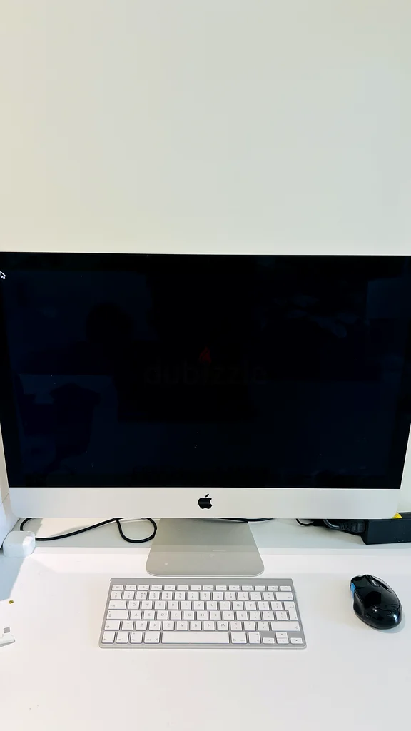 iMac 2013 بحجم 27 بوصة وبمعالج 3.4 جيجاهرتز رباعي النواة من إنتل i5  
iMac عالي الأداء للبيع - مثالي للمحترفين63254999432067111
