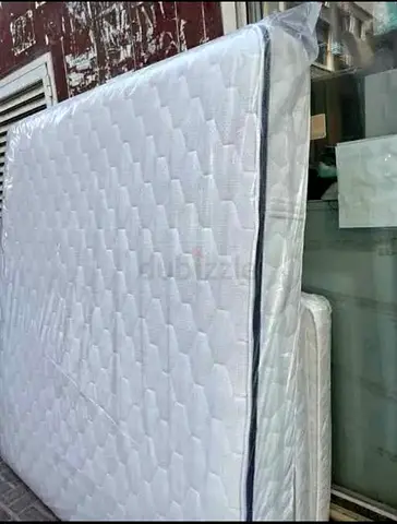 King size 180x190cm medicated comfortable mattress for sale. Same day delivery