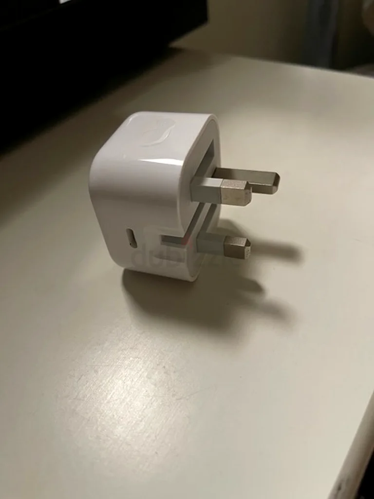 Apple 20w fast charging adapter with cable632233575449621110