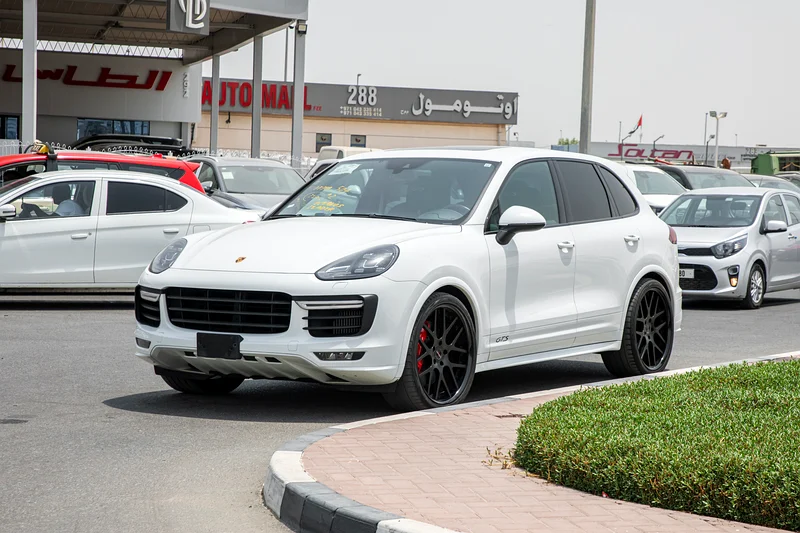 2016 Porsche Cayenne – White | Only 64,000 KM |  Pristine Condition63150479879169112
