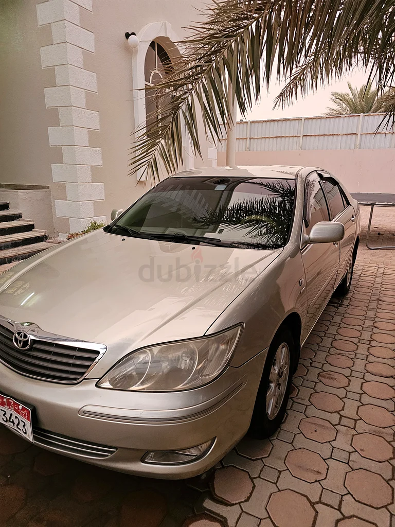 تويوتا كامري بحالة ممتازة63165224472451111
