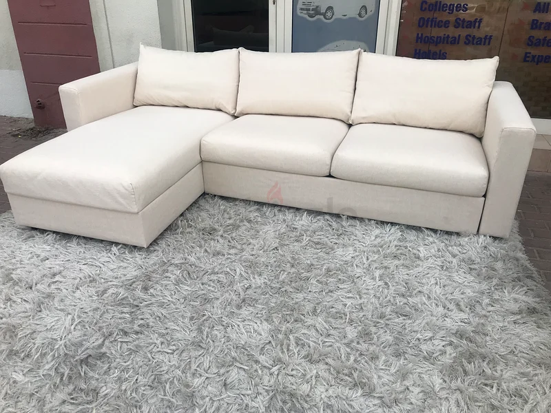 أريكة سرير على شكل حرف L من إيكيا، لون بيج، بحالة ممتازة63179393913731112