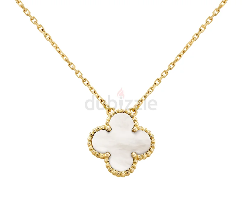 Vintage Alhambra pendant
18K yellow gold, Mother-of-pear VANCLEEFARPELS63232652285954110