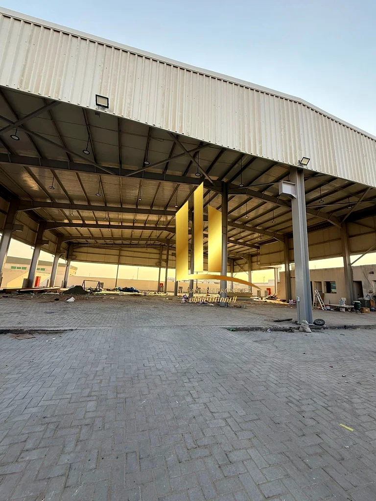 For sale Shubra in Al-Saj'a Industrial Area, Al-Hanu Al-Jalil, in an excellent location, Property area 18,704 feet.63196115591553112