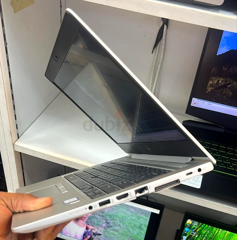 Hp Elitebook 83063167117802369112