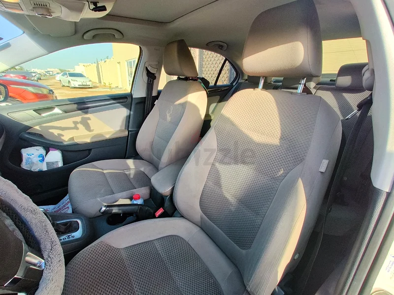 Car Rental 1300dhs63184233812481113