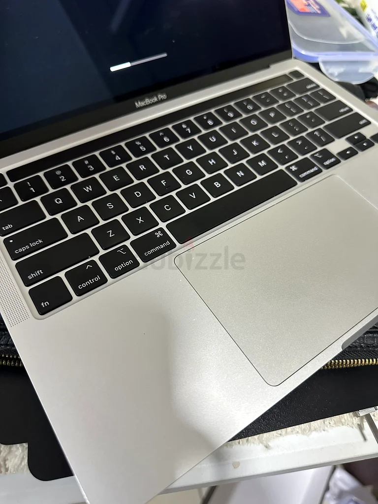 Macbook pro core i7 - 13 inch-  202063214897141634114