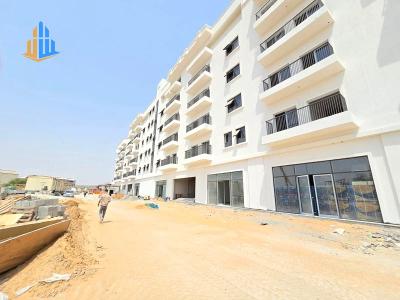 With a 20% down payment, own a studio in the best areas in Ajman. Excellent location directly on Sheikh Mohammed bin Zayed Road. Freehold for all nati63256057443715112