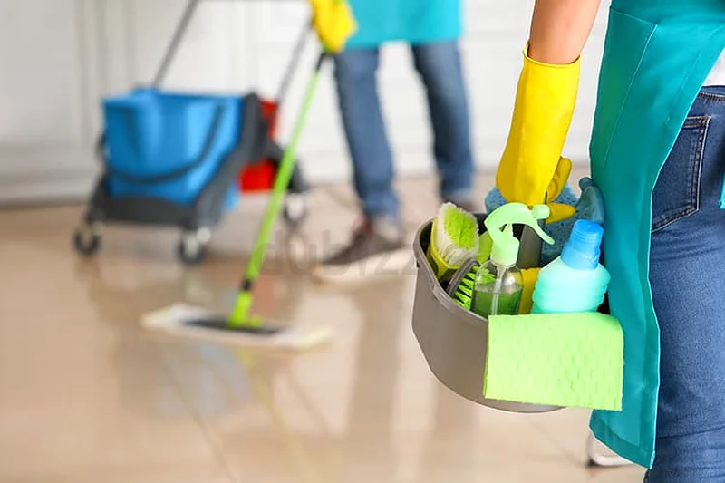 Cleaning services house63220333476994113