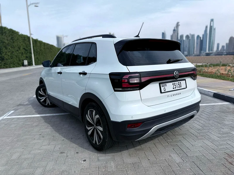 2021 VOLKS WAGEN  T-CROSS JAPANESE63154620701186112