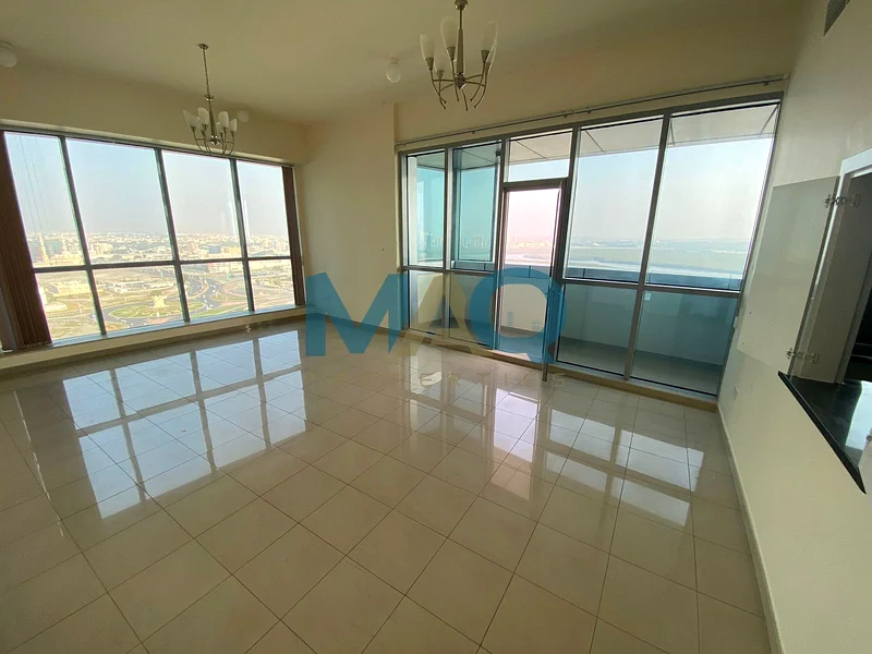 منظر على البحر | طابق عالي | موقع مميز63856099893505114
