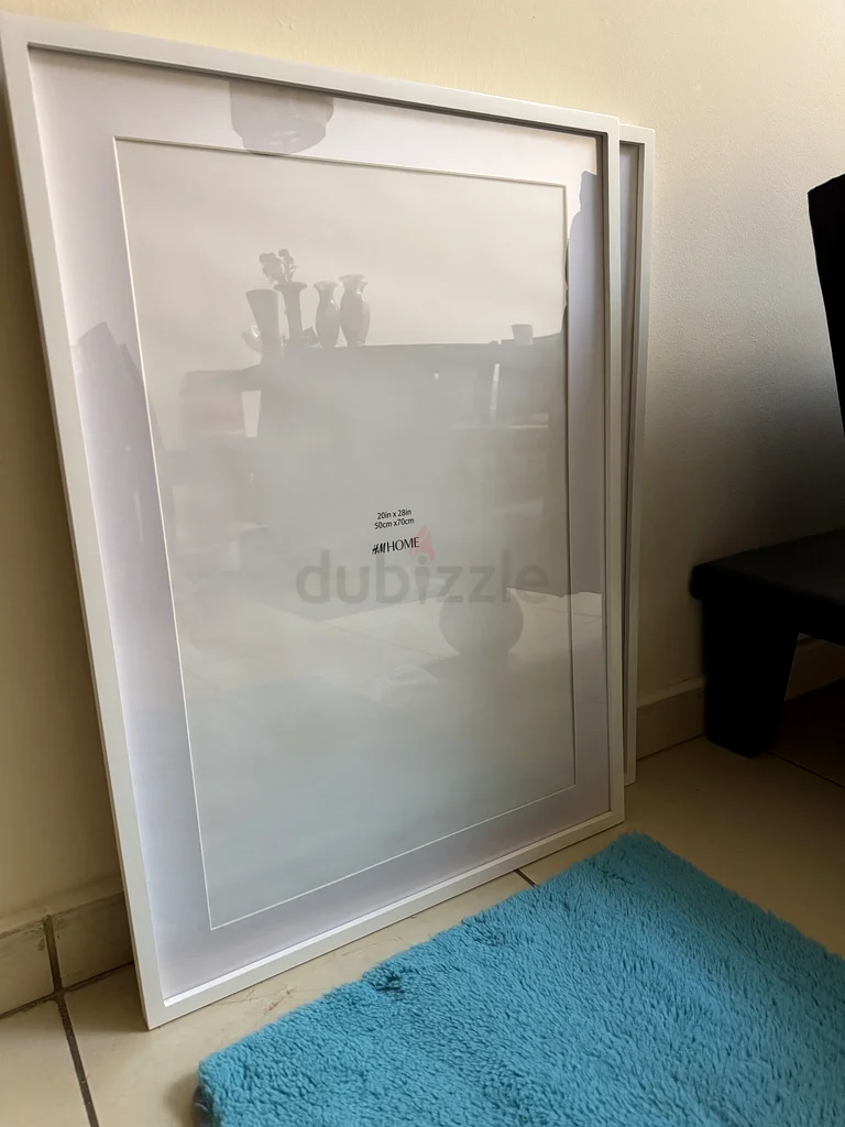 إطارات كبيرة بيضاء من H.M Home لعرض الأعمال الفنية/الصور/اللوحات63176642712450113