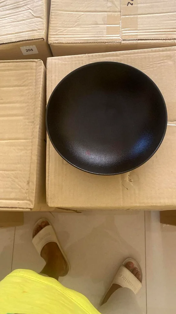 Stylish Ceramic Decorative Plate - Perfect for Home Decor!63216838640769112