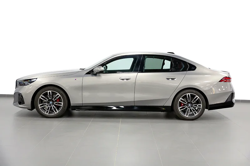 BMW 520i M Sport Pro (Ref# 142299)63156993665666111