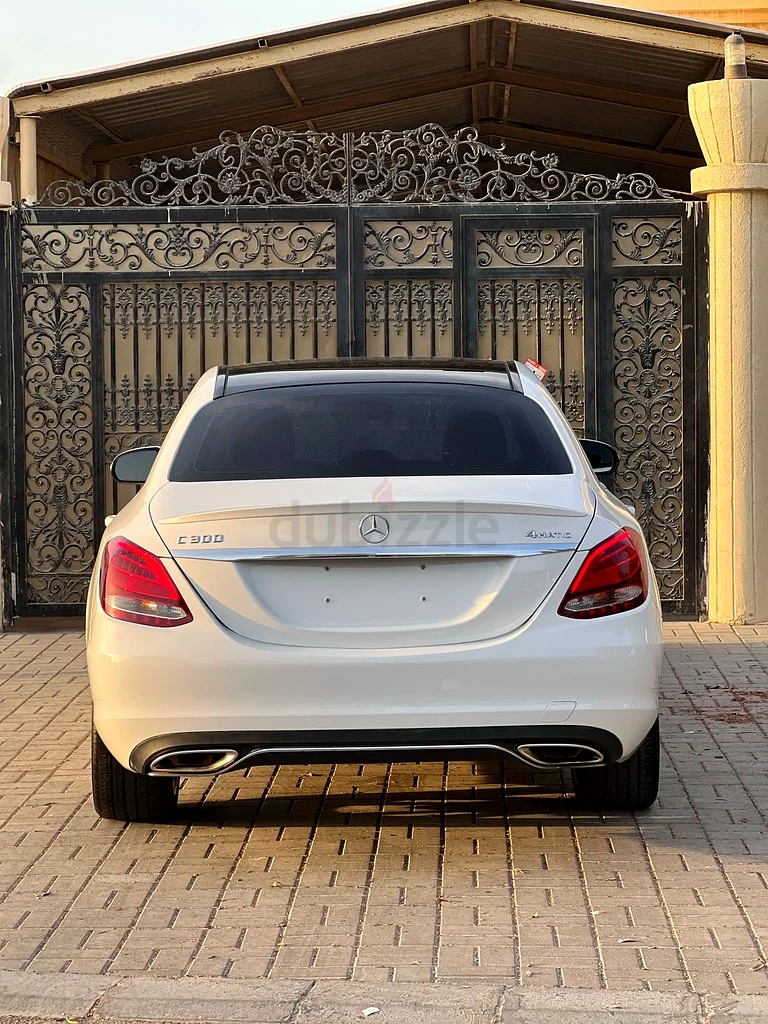 Mercedes C300 2016 4matic model  
Mercedes C300 2016 4matic model63156993885826113