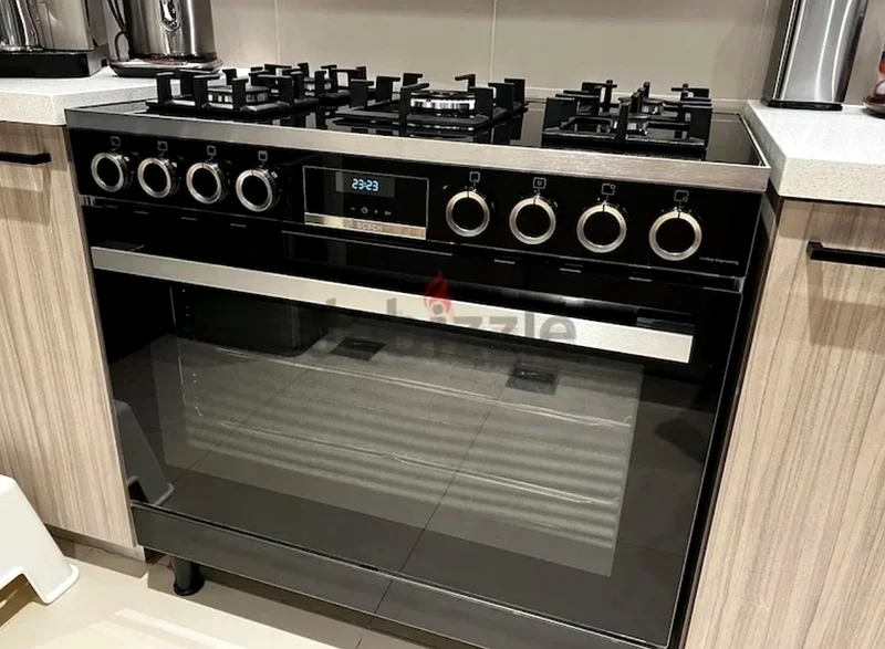 فرن طهي غاز بالكامل من بوش سلسلة 8، 90×60 سم، 5 شعلات، HJY5G7V60M63259706316035111