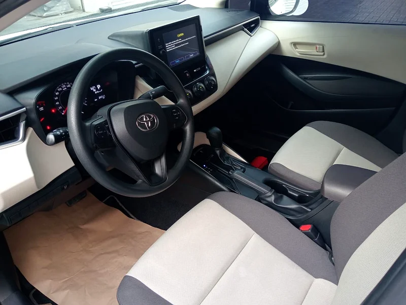 Toyota Corolla 1.6 2021 mid gcc FSH accident free single owner63157886341122113