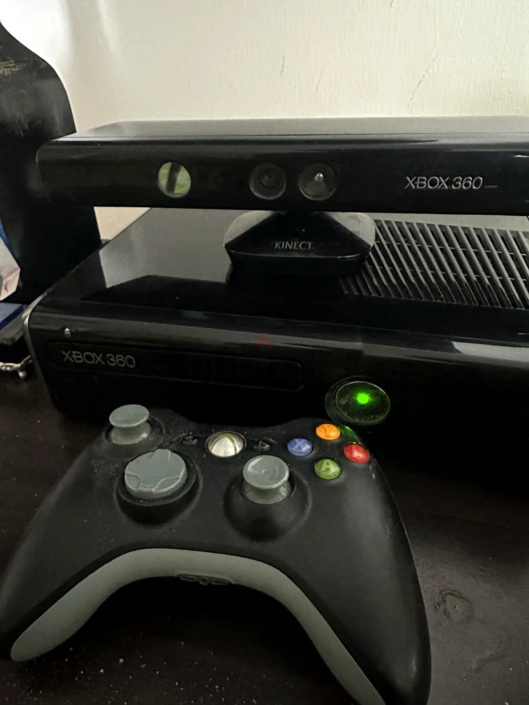 حزمة Xbox 360 - نظام ألعاب مع كينكت ووحدة تحكم63173867673346111
