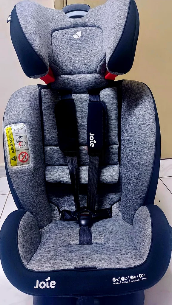 Joie Car Seat - Safety and Comfort for Your Little One!63226269345155114