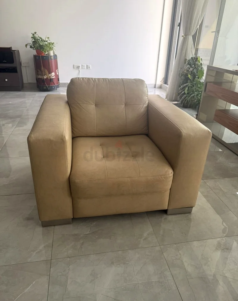 Natuzzai premium quality real leather Lshape sofa and single chairs63180362285697113