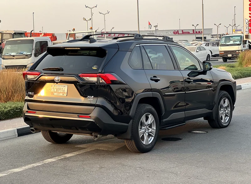 2024 تويوتا راف 4 XLE دفع رباعي (1243 كم)63159257704195114