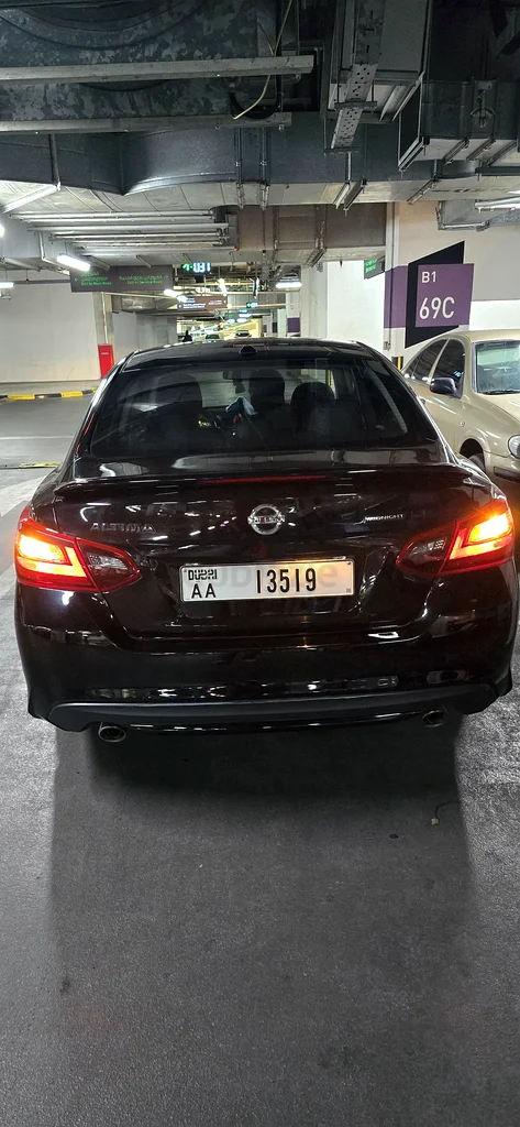 Well maintained Nissan Altima 2018 Model63156542226177111