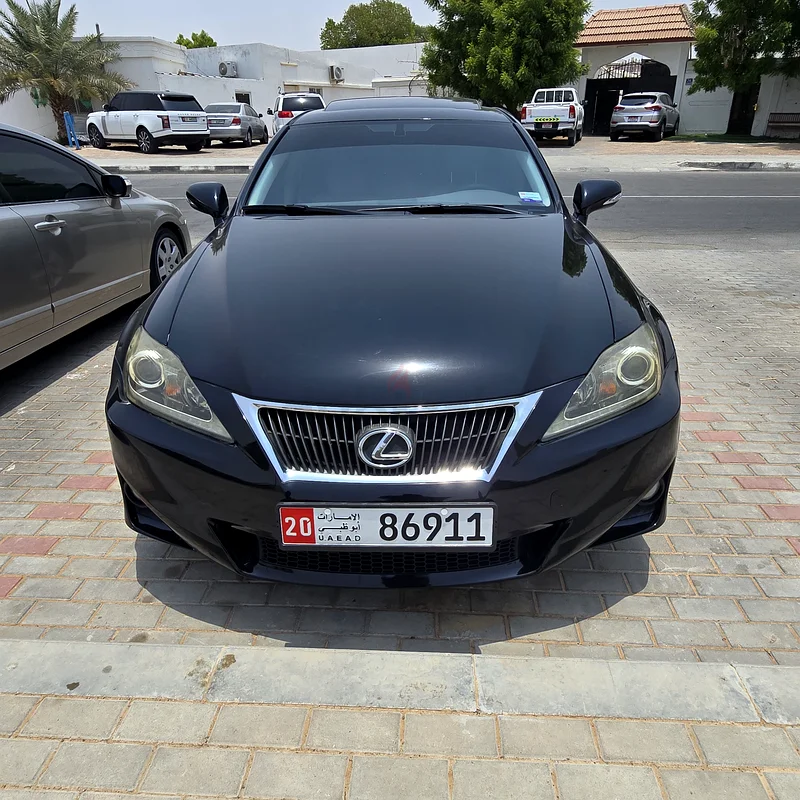 Al ain63139708461186112