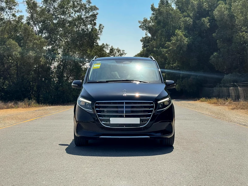 Mercedes Viano V300L || Long WheelBase Luxury Edition63158339382018111