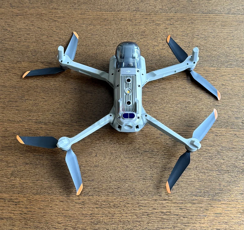 For Sale: DJI Air 2S Fly More Combo (Full Kit | Excellent Condition) | Price: AED 3,80063234612299266114