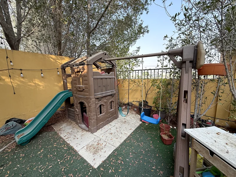 Adventure Awaits: Kids Play Castle with Slide!63225736398467112