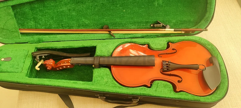 Violin - Needs refurbishment - Only DHS 20632016797422111110