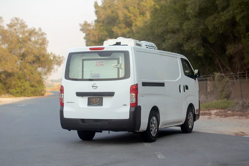 Freezer Van | Automatic | GCC Specs | Ref#N3430663157885333889112