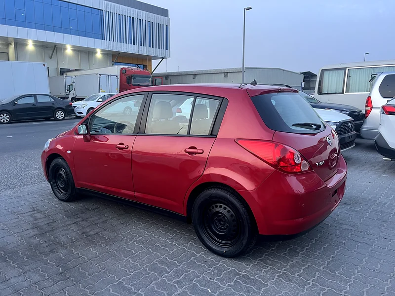 للبيع نيسان تييدا موديل 2008 HB خيار كامل جي سي سي63148165165825112