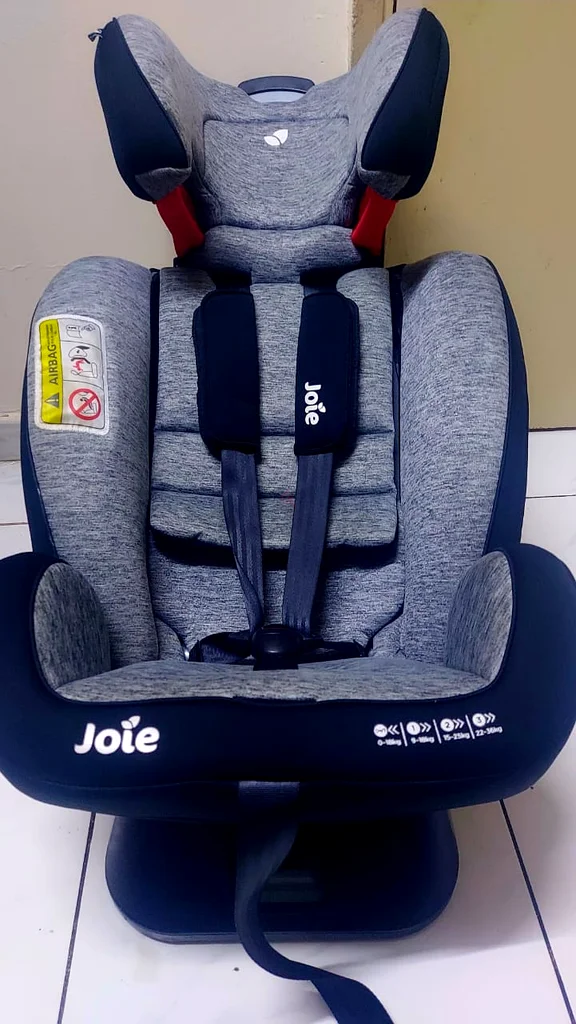 Joie Car Seat - Safety and Comfort for Your Little One!63226269345155111