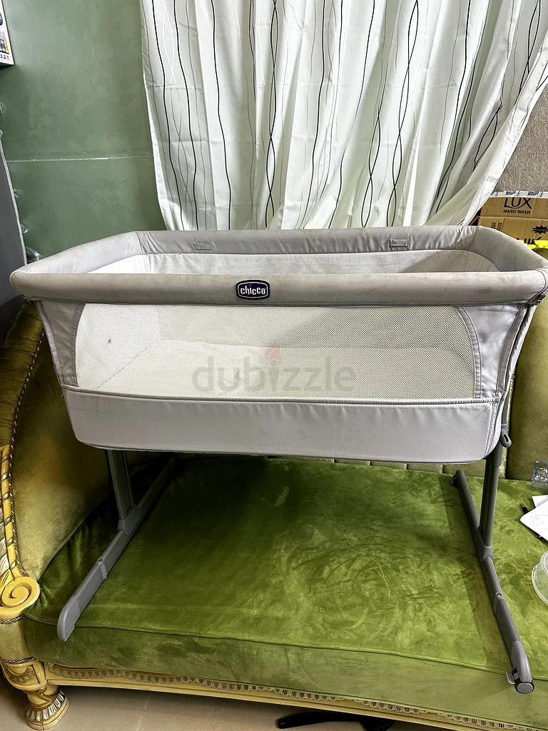 سرير أطفال أنيق ومريح للبيع!63173863313025114
