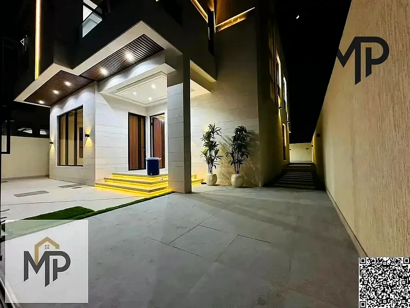 For sale, a modern villa, including registration fees, close to the mosque and services, with a seating area in the courtyard, with no down payment.63899230925185112