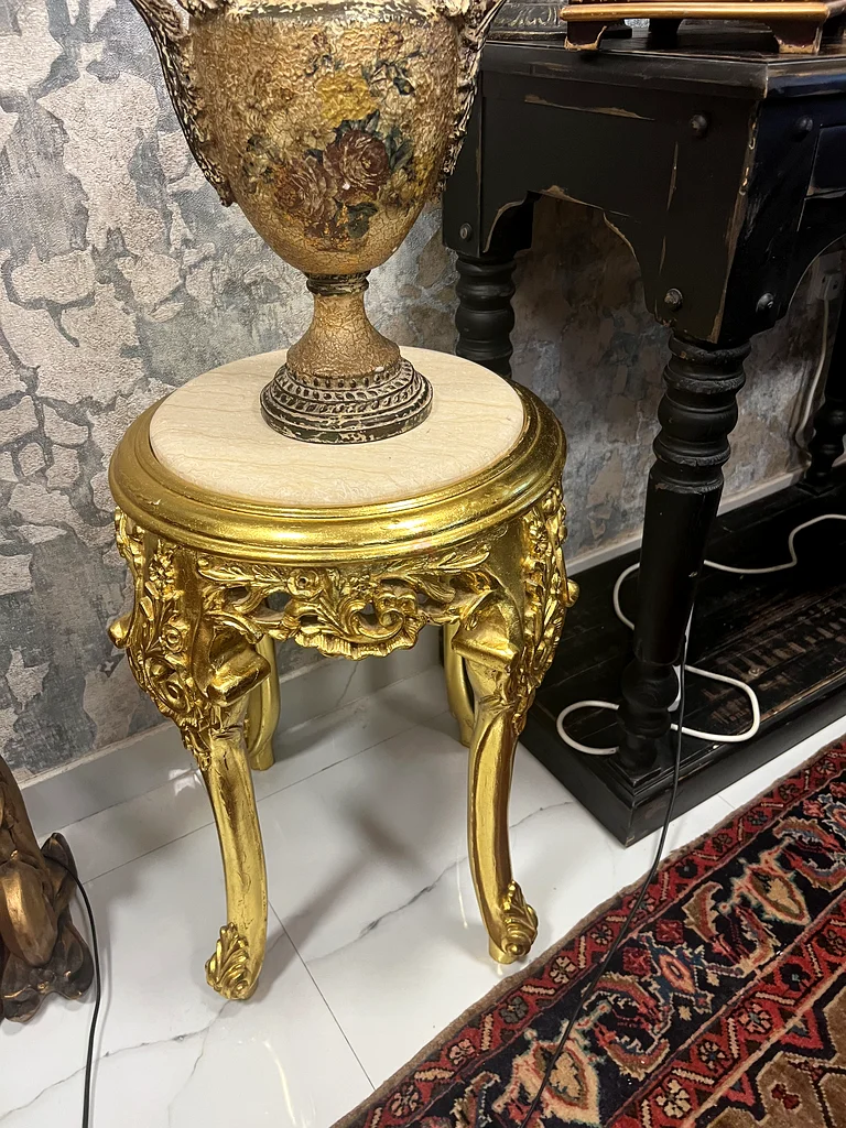 Classic golden table63217825290241113