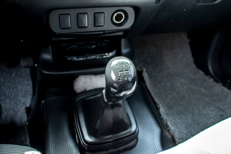 Mitsubishi L200 2019  (4*2)63225696706178113