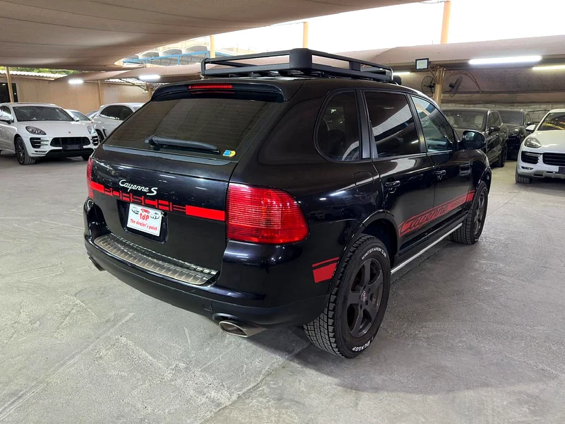 PORSCHE CAYENNE S 2006 4.5L | ROOF-MOUNTED LIGHT BAR | BLACK LEATHER SEATS | OFF-ROAD CUSTOMISED63156541596162111