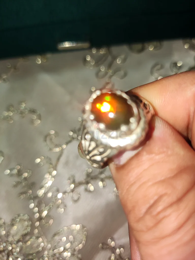 Stunning Silver Ring with full fire natural Ethiopian opal Stone63241131214209113