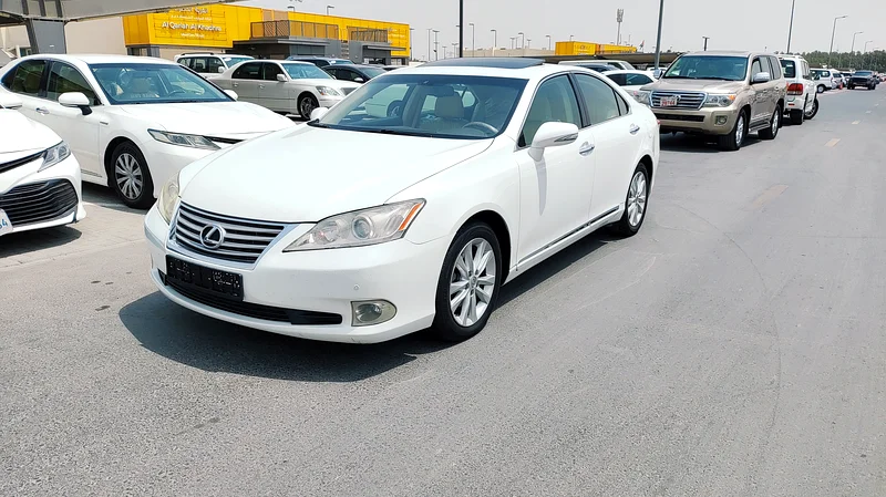 لكزس ES350 2011، الولايات المتحدة، مقاعد فسيحة، جميع الخيارات مع سقف بانورامي، مقاعد جلدية، نظام تحكم متقاطع، حالة نظيفة جداً63226219265282112