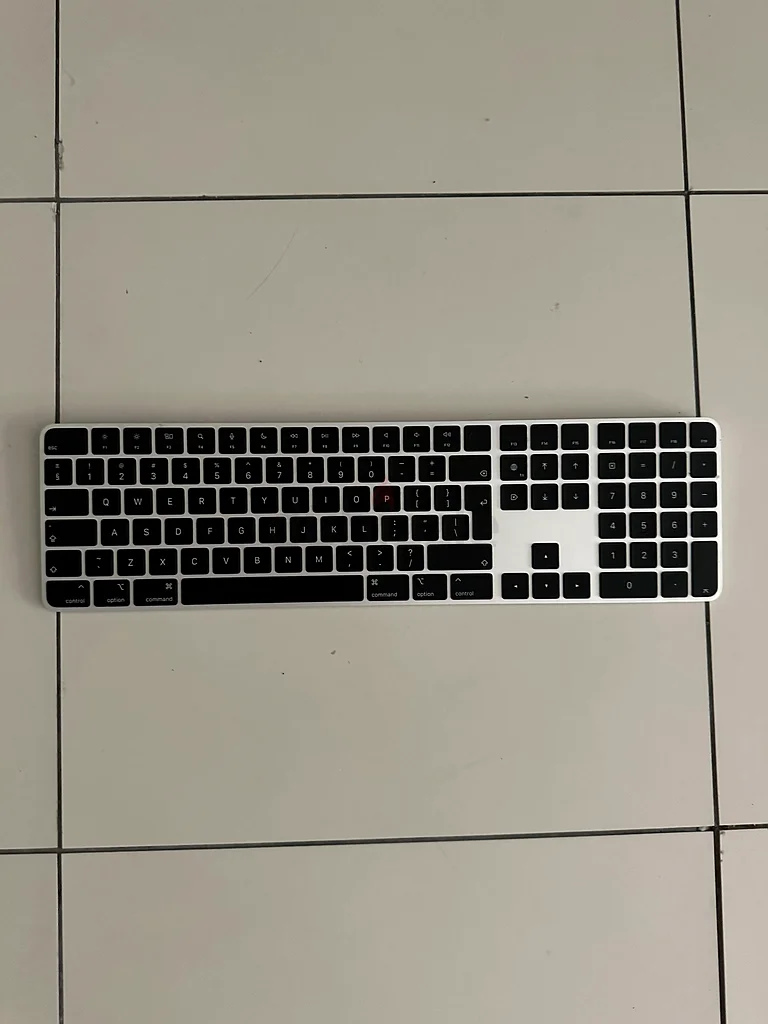 جهاز iMac سطح المكتب 21.5 بوصة 201763263509967491111