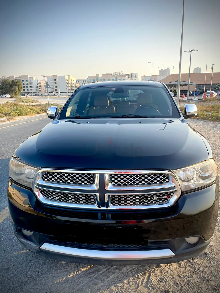 2011 Dodge Durango Citadel , 7 seats, 5.7 L HEMI V8, GCC spec632267440194571129