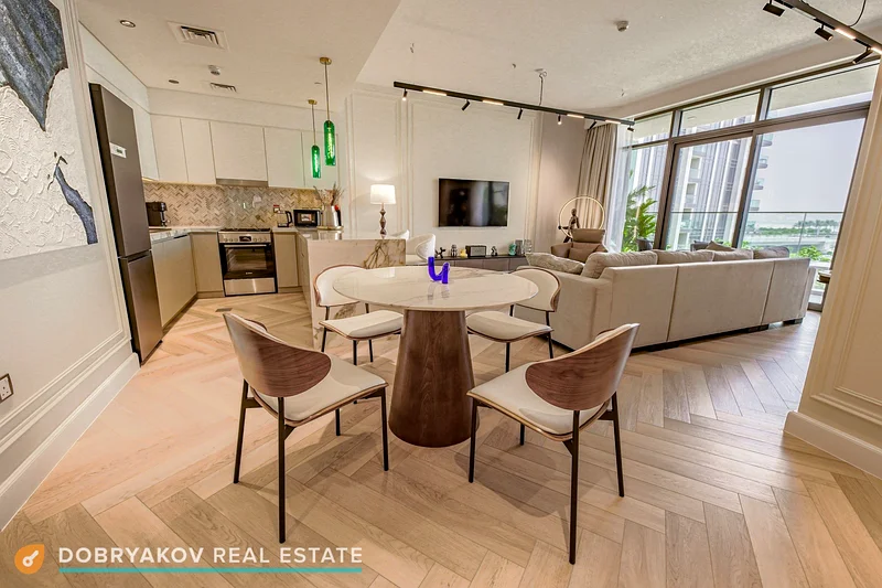 Fully upgraded | Furnished | Vacant | Creek Tower View64025806534786110